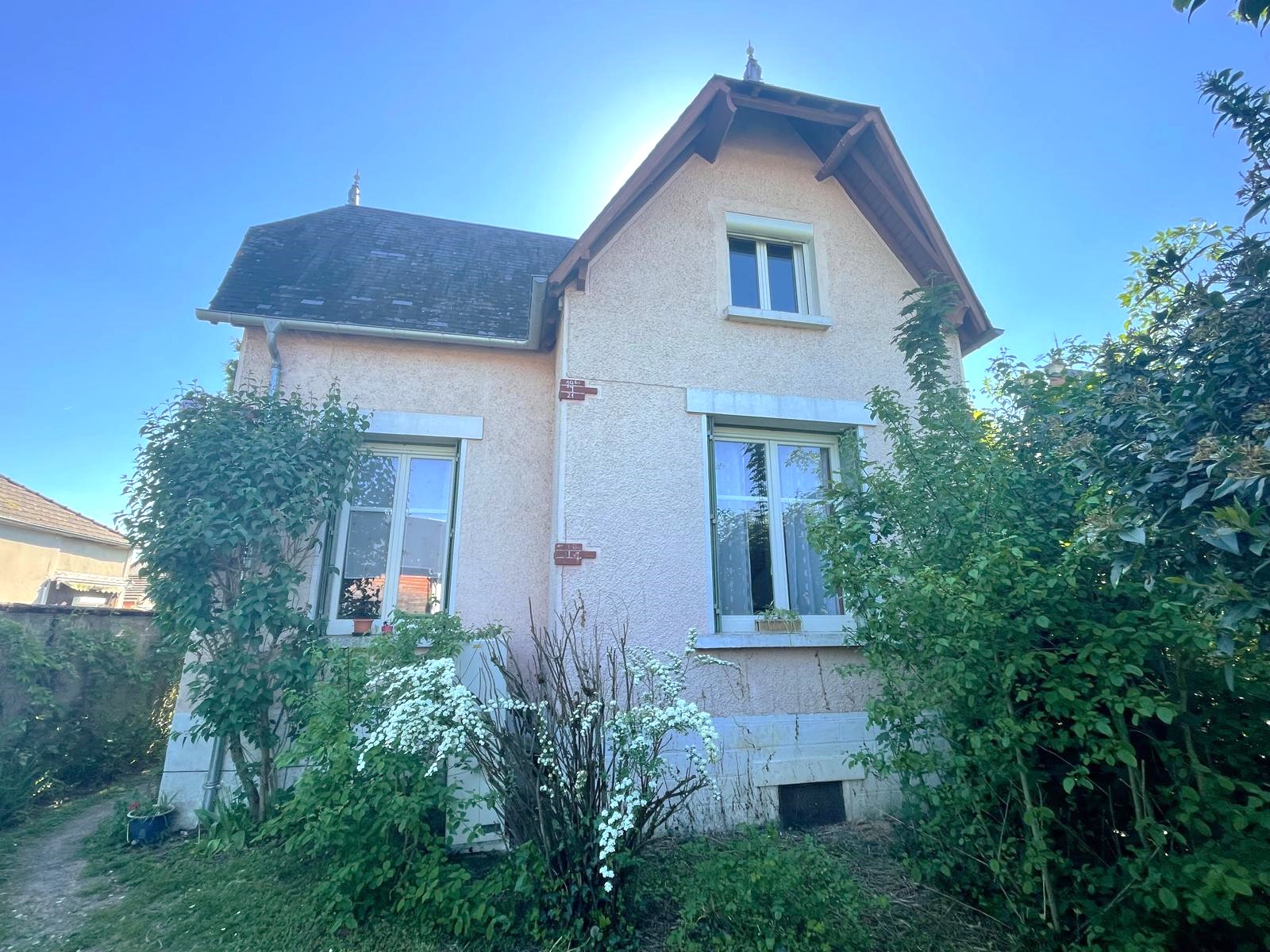Maison style 1930&rsquo;s offrant 76m² avec jardin