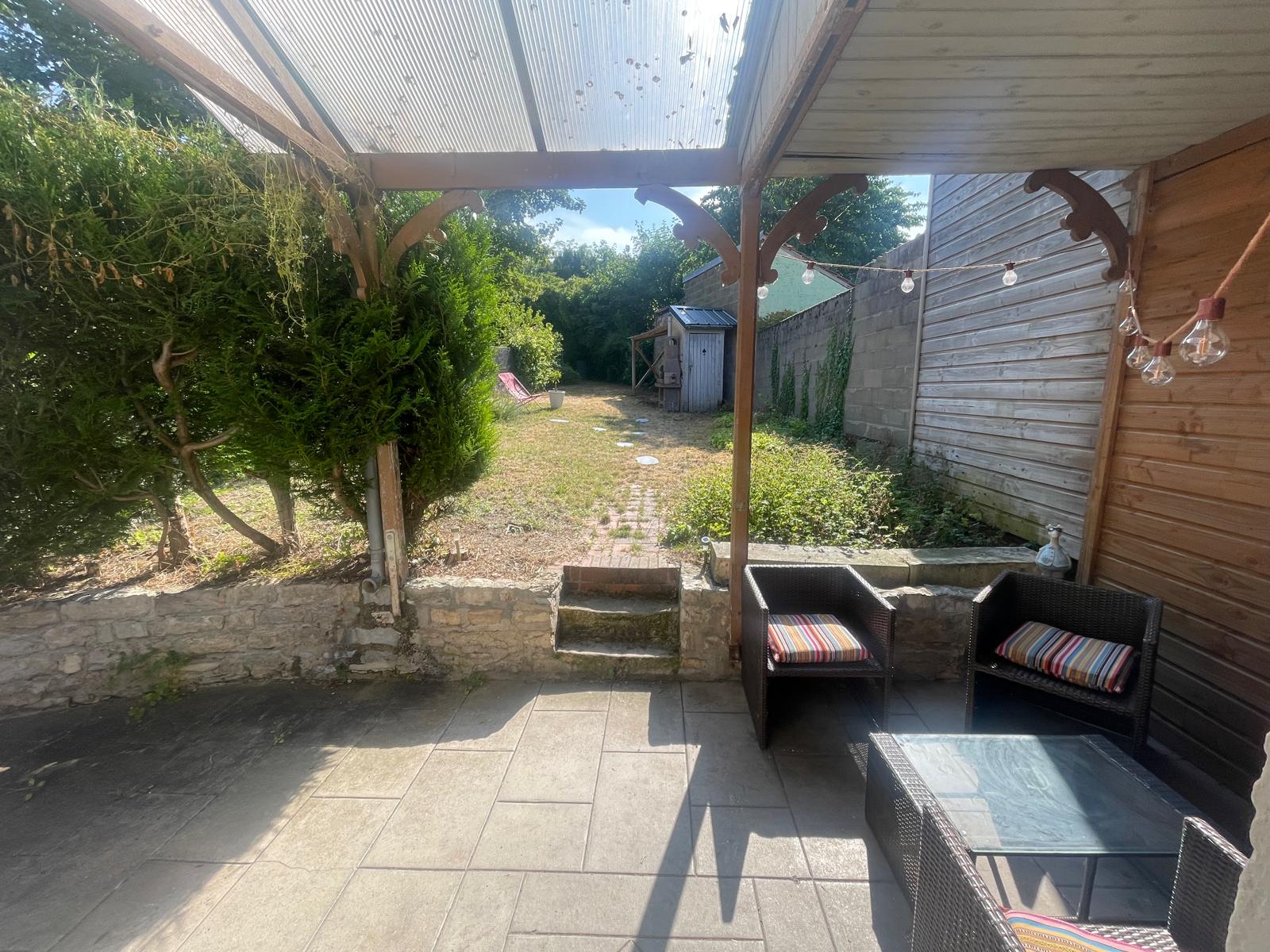 BOURGES QUARTIER SERAUCOURT – Agréable maison rénovée avec terrasse et jardin