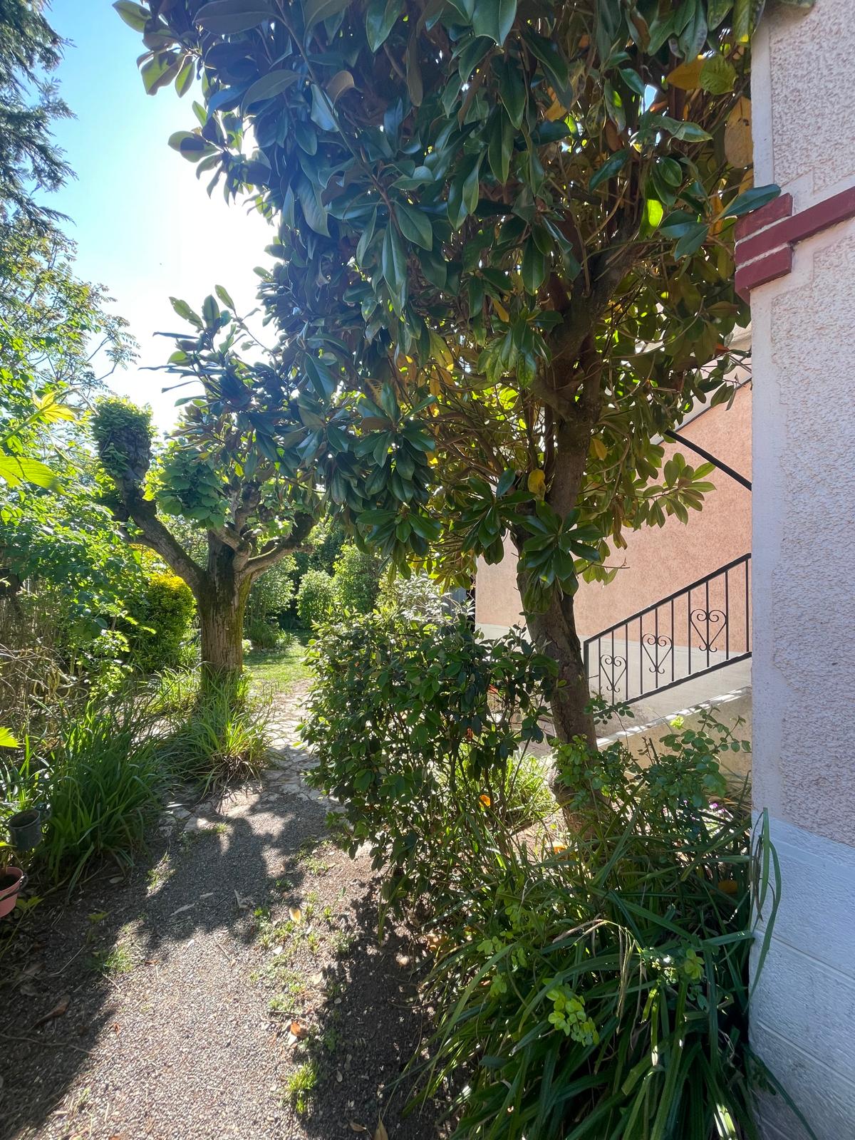 Maison style 1930&rsquo;s offrant 76m² avec jardin