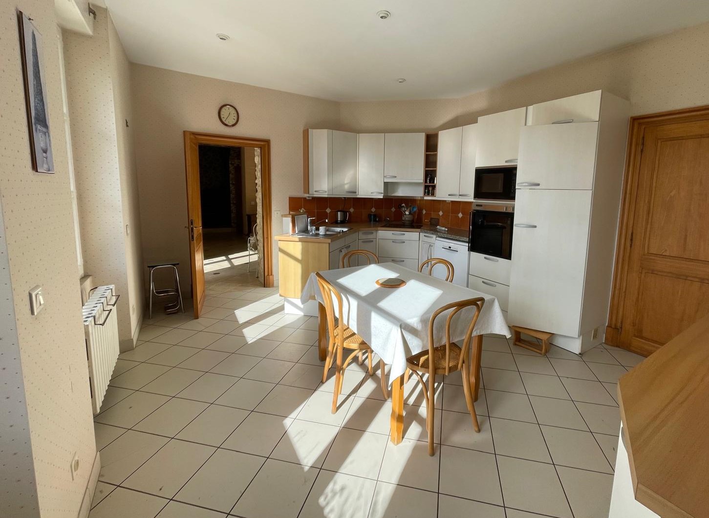 Belle propriété de Famille offrant 400m² habitables avec dépendances et garage sur 1ha2 de parc arboré
