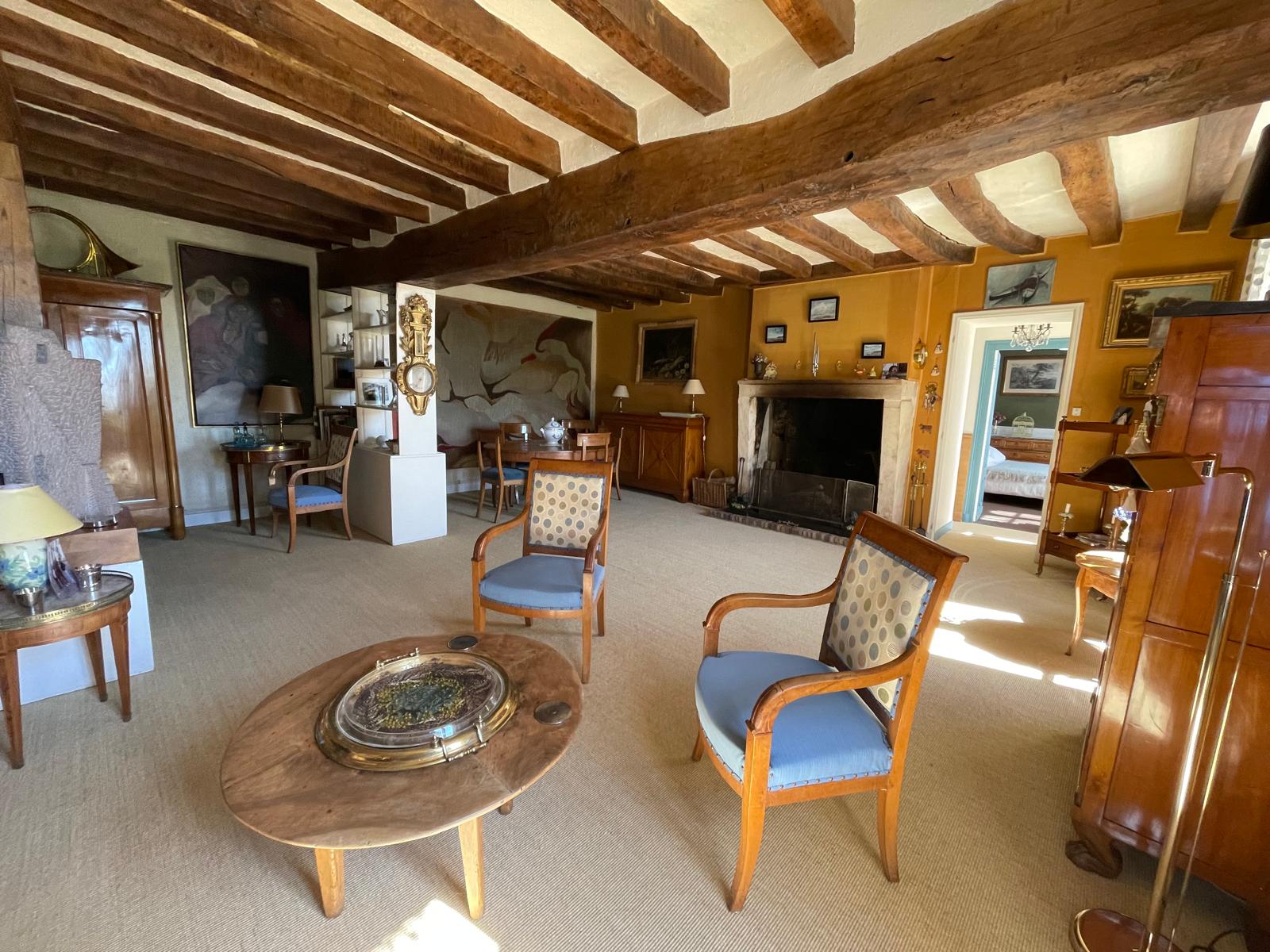 Beaucoup de charme, maison de campagne située entre BOURGES et SANCERRE