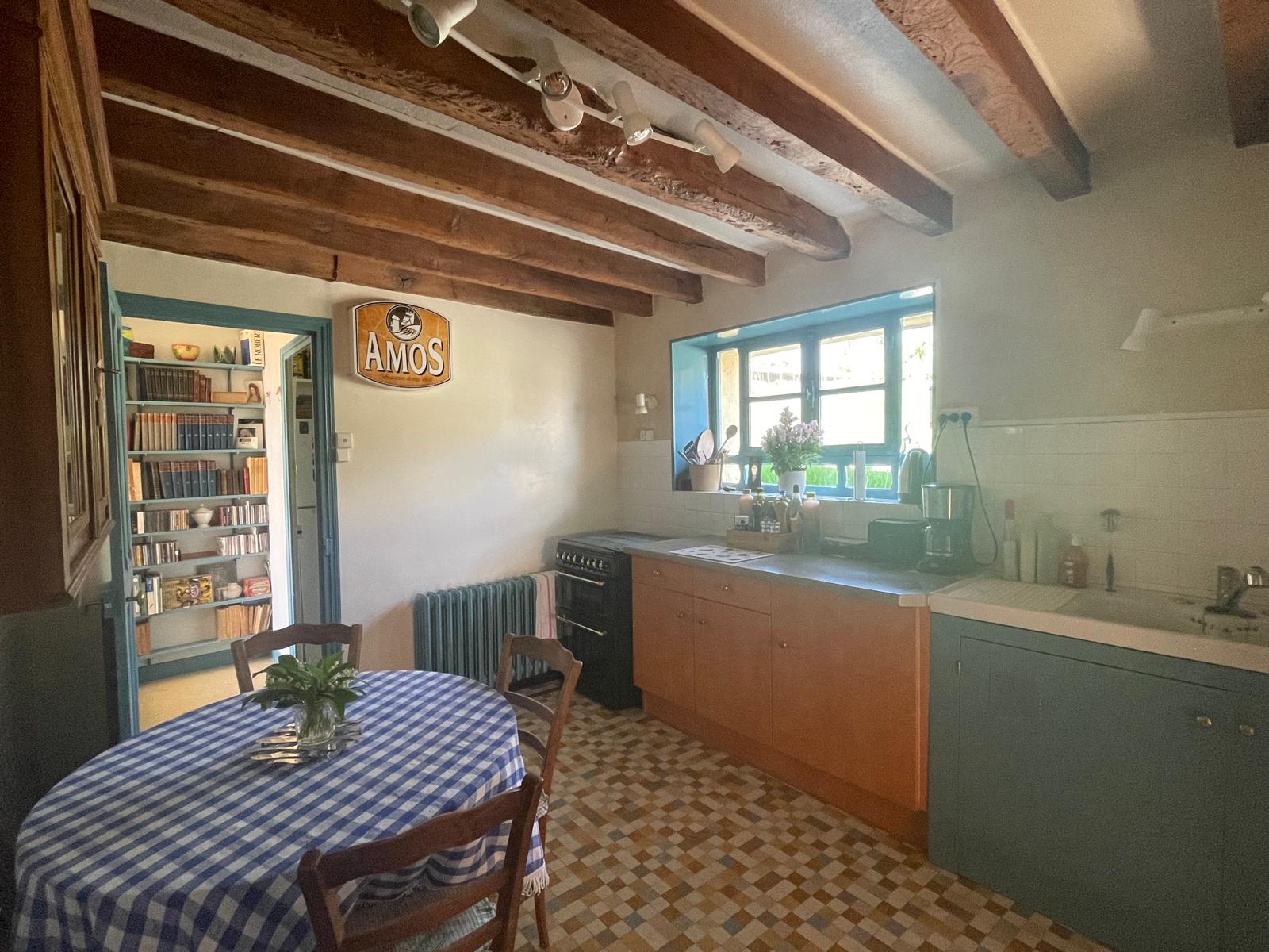 Beaucoup de charme, maison de campagne située entre BOURGES et SANCERRE