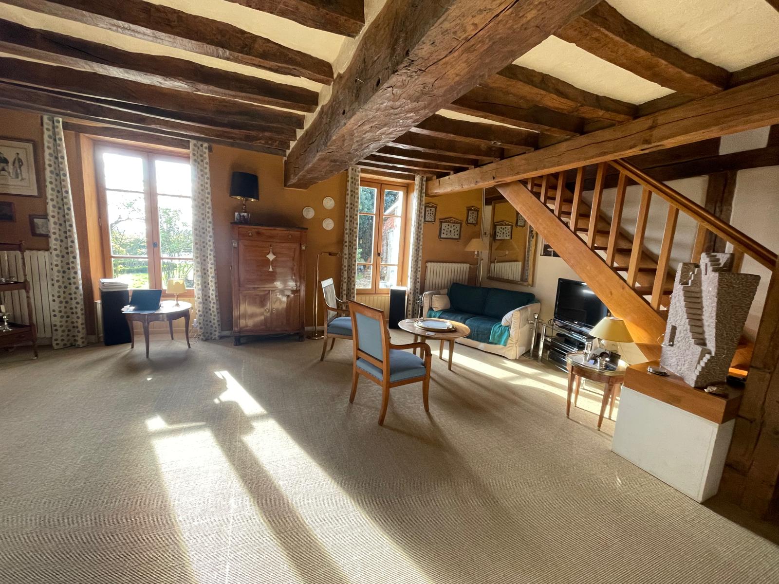 Beaucoup de charme, maison de campagne située entre BOURGES et SANCERRE