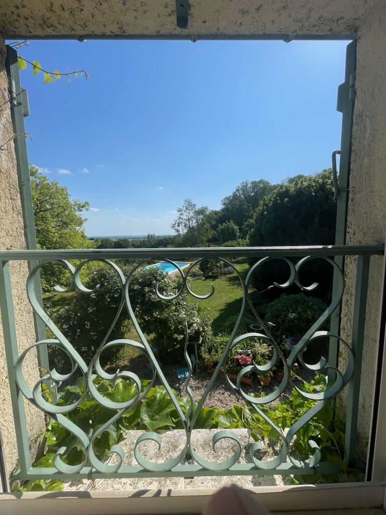 Beaucoup de charme, maison de campagne située entre BOURGES et SANCERRE