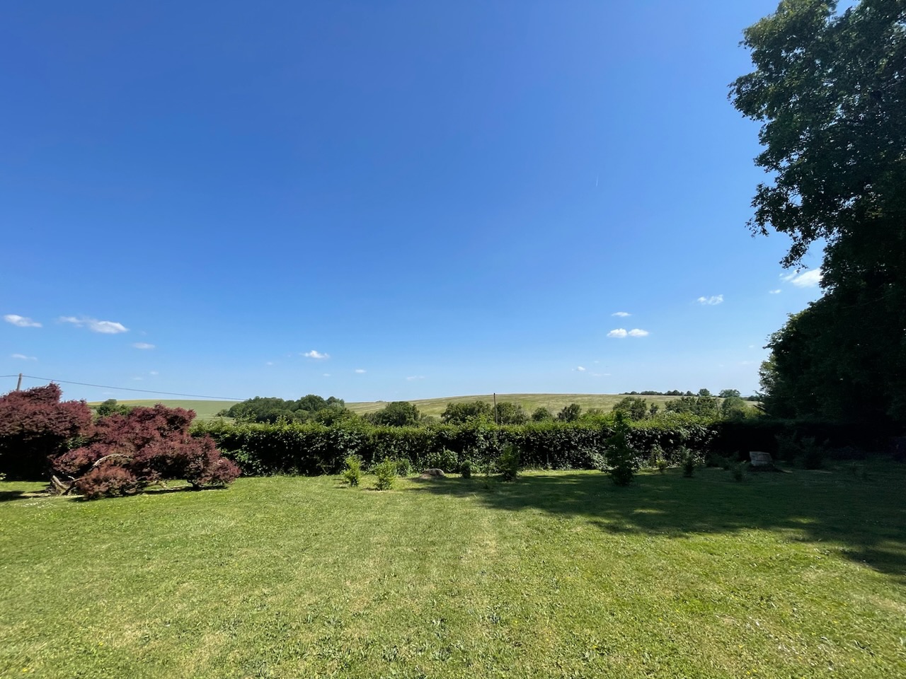 Beaucoup de charme, maison de campagne située entre BOURGES et SANCERRE