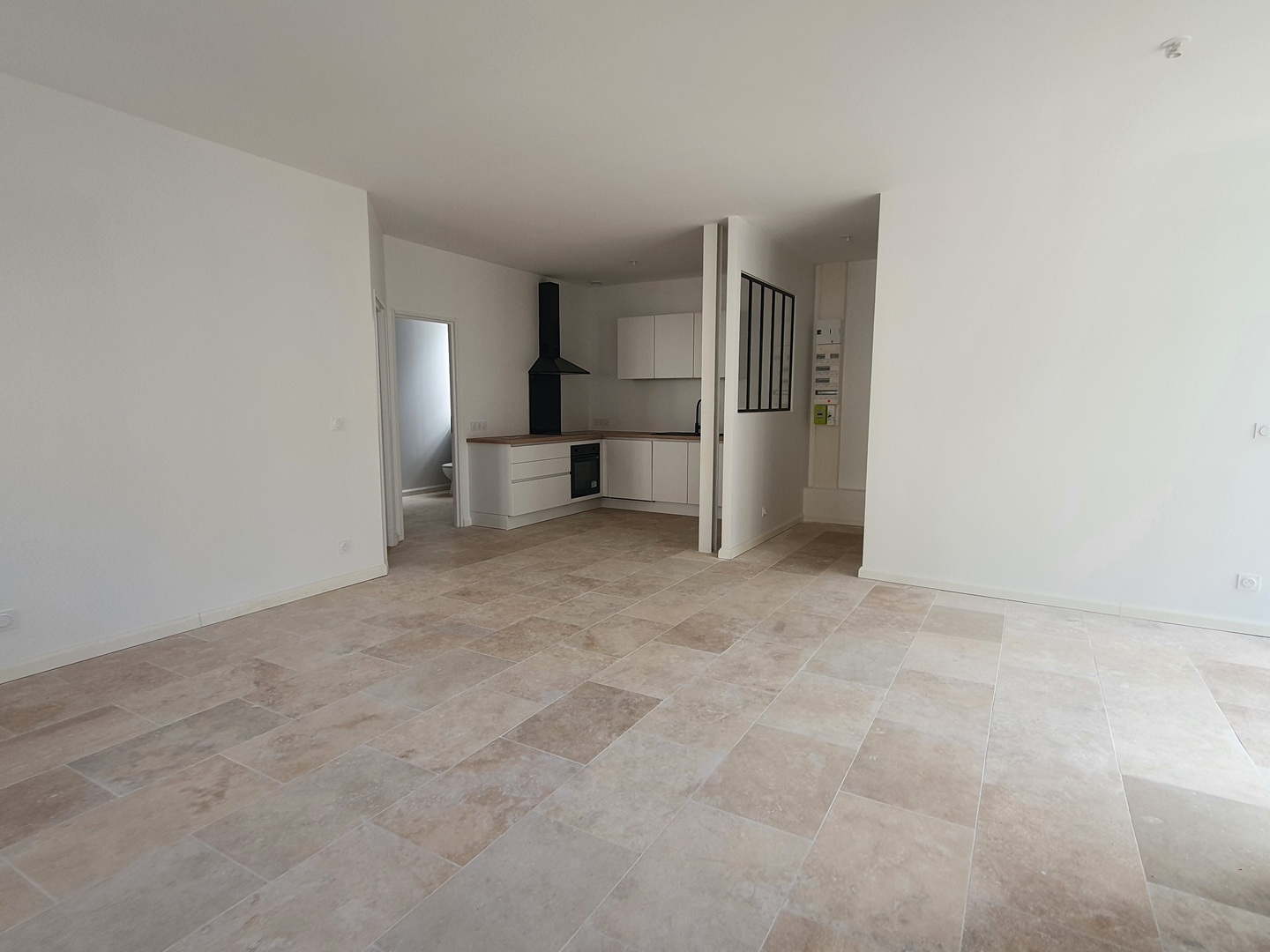 Hyper Centre – Appartement livré clés en mains dans une partie d’immeuble réhabilité avec terrasse