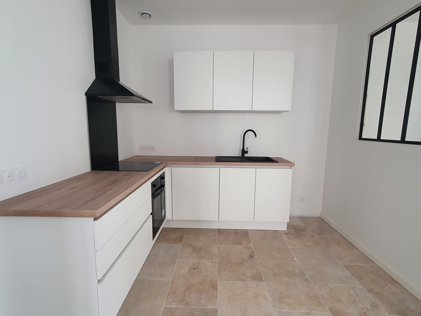 Hyper Centre – Appartement livré clés en mains dans une partie d’immeuble réhabilité avec terrasse