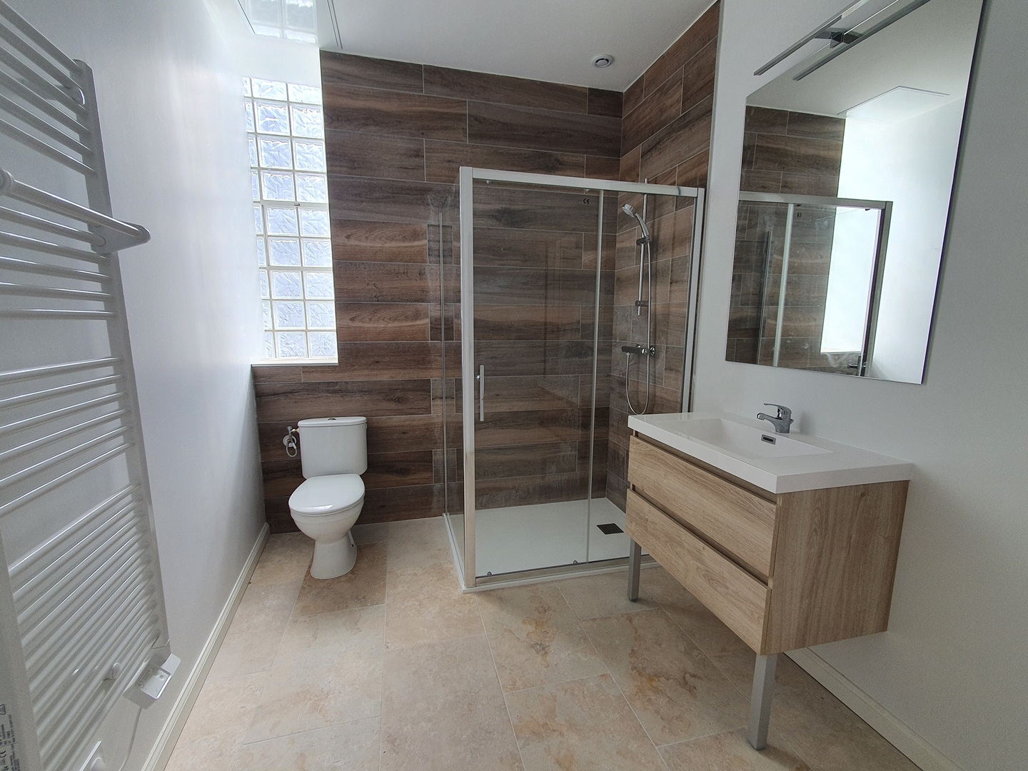 Hyper Centre – Appartement livré clés en mains dans une partie d’immeuble réhabilité avec terrasse