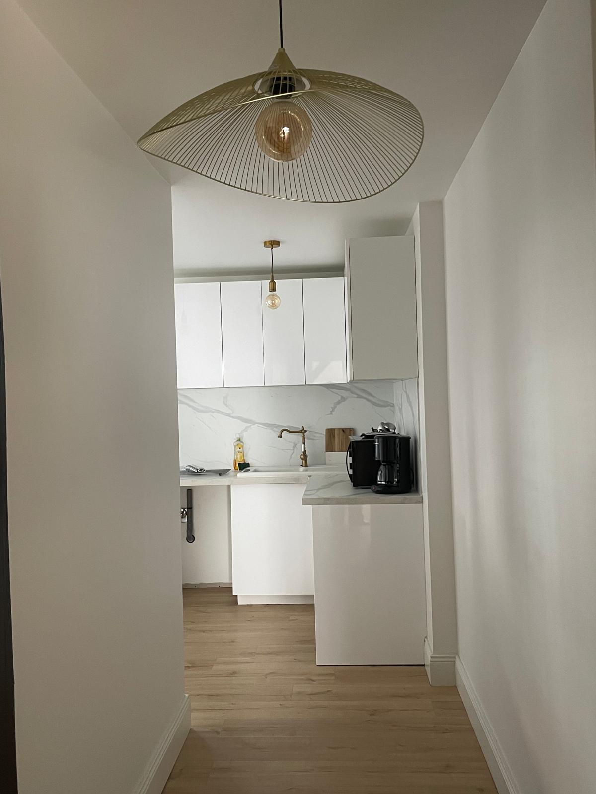 Bourges Historique – Magnifique appartement rénové offrant de beaux volumes sur 144 m²