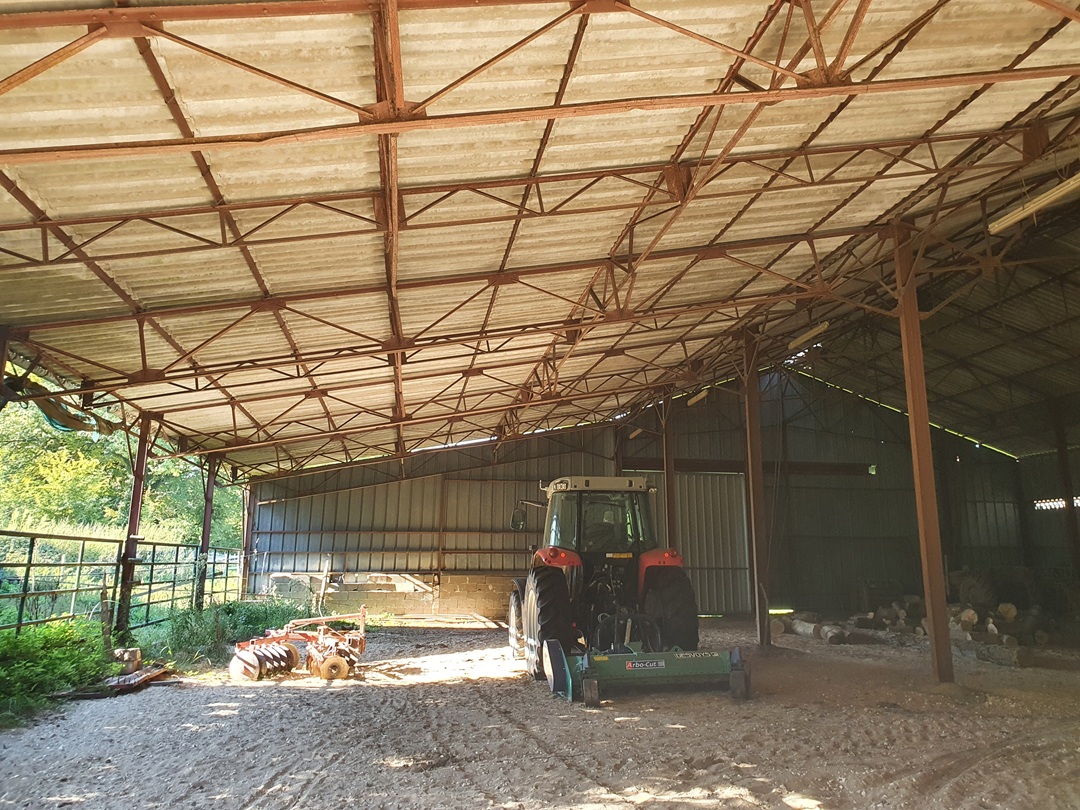 Propriété d&rsquo;exception située à 20 minutes de Bourges avec pâtures et étang