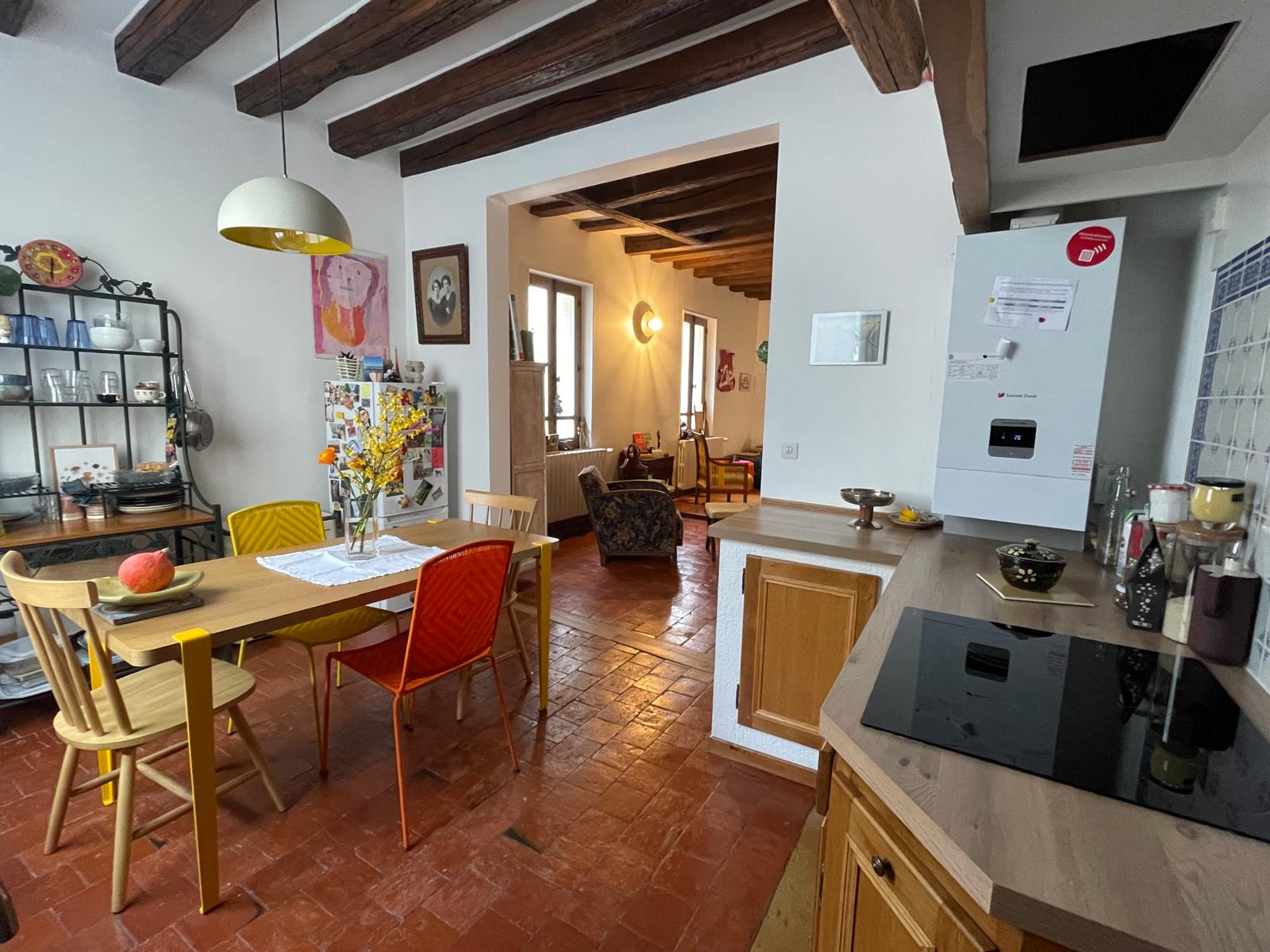 Bourges Centre – Bel appartement rénové offrant 91.90m² Loi Carrez