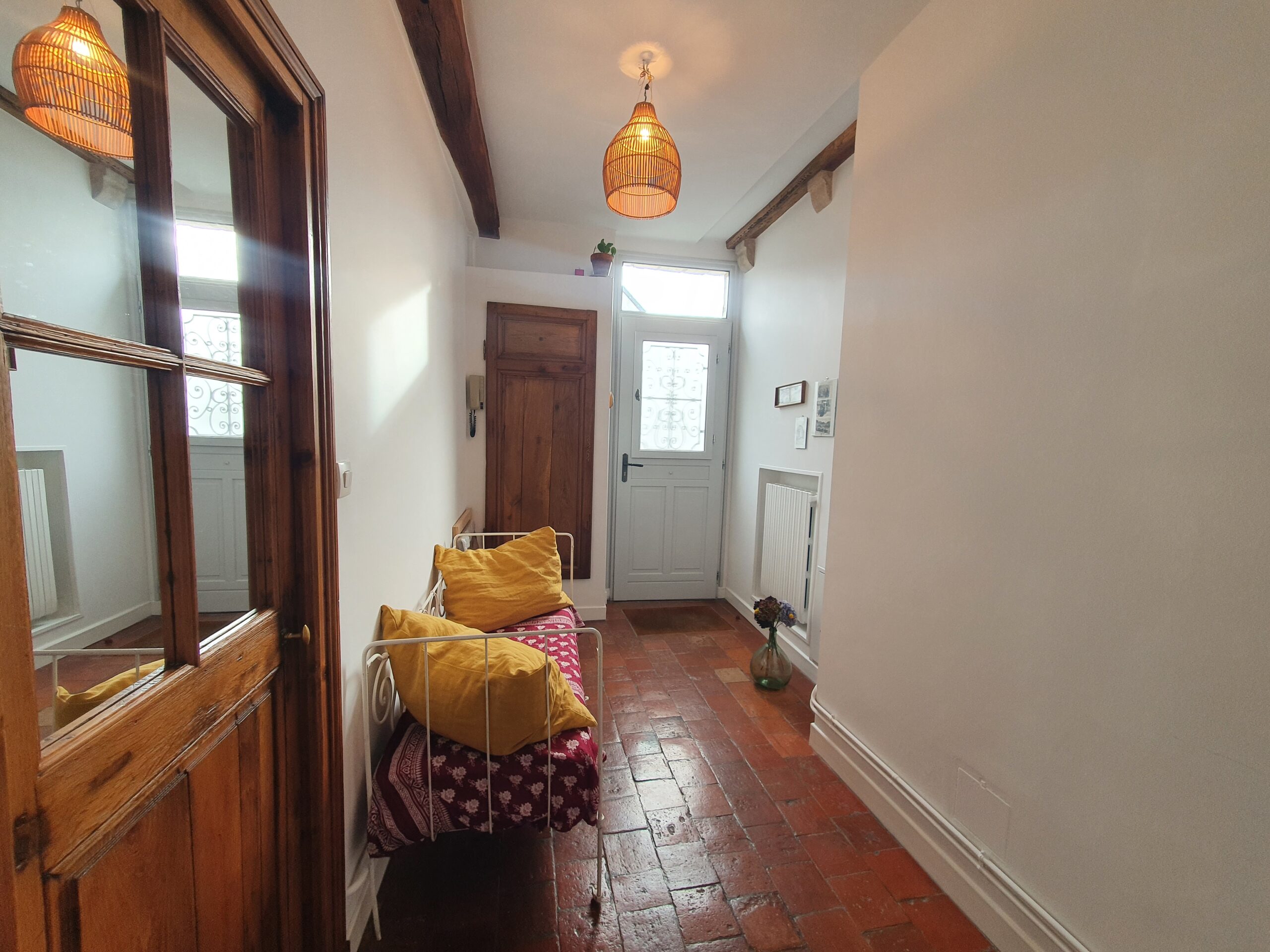 Bourges Centre – Bel appartement rénové offrant 91.90m² Loi Carrez