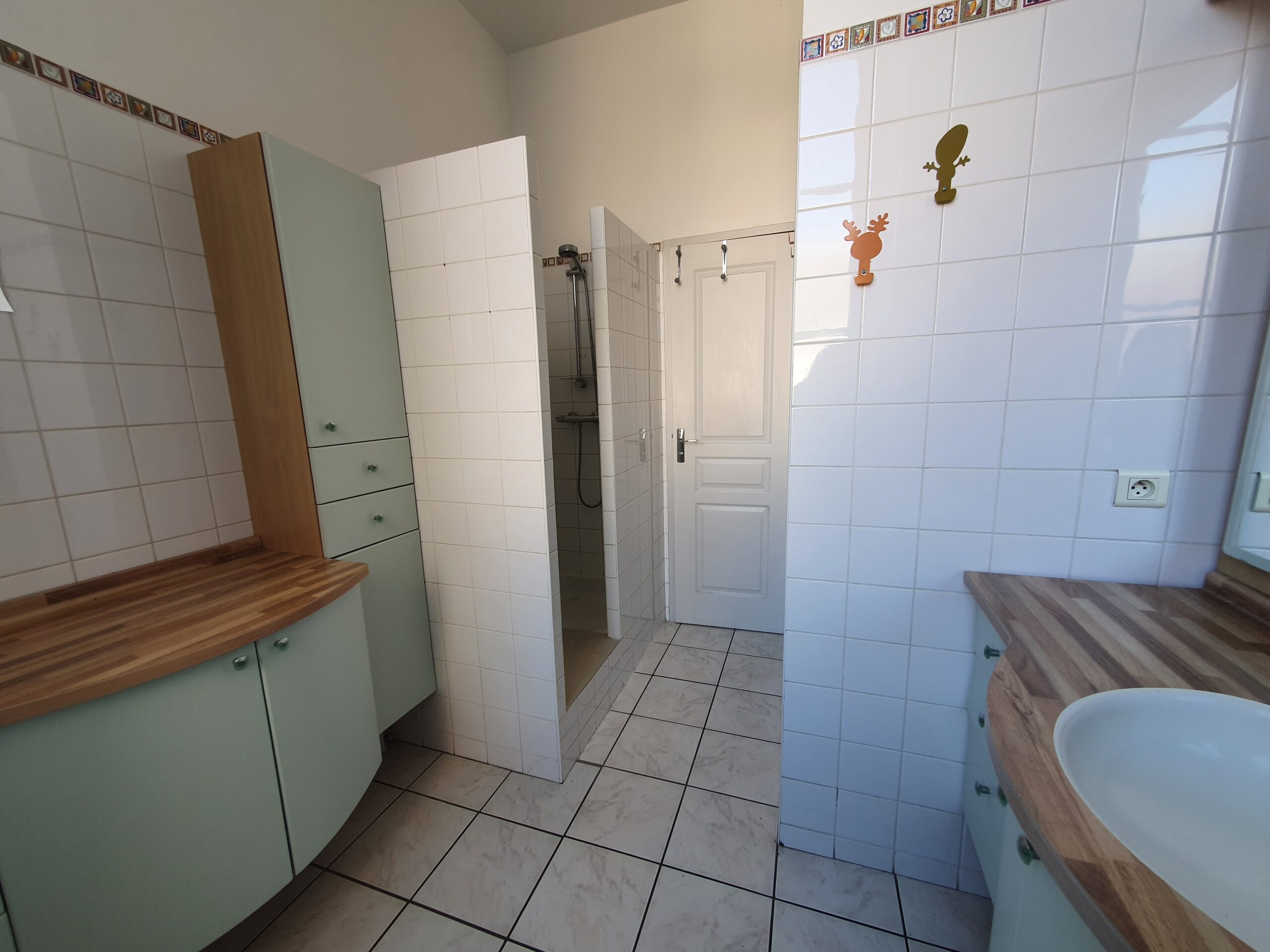 Bourges Centre – Bel appartement familial Type 5 avec terrasse et stationnement