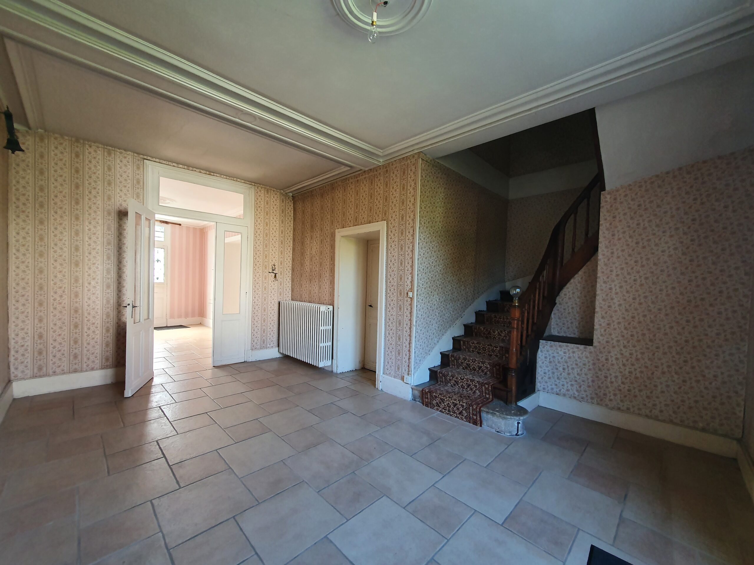 Secteur Séraucourt / Baffier – Belle maison de Famille avec jardin et dépendances