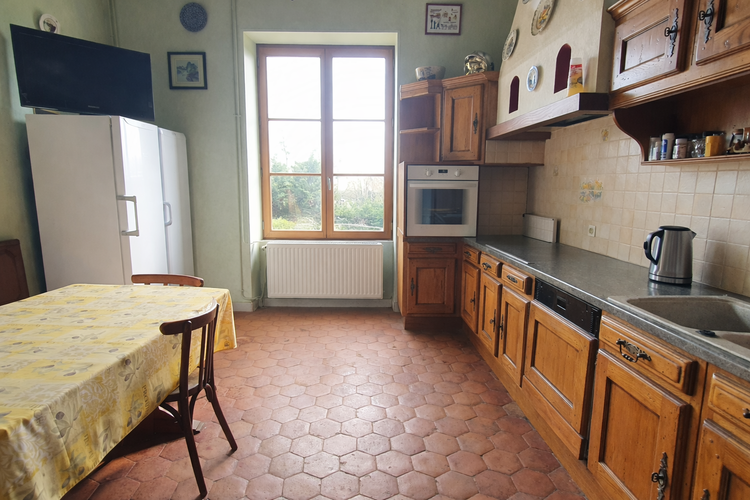 Proche Bourges – Propriété offrant 207 m² habitables dans son parc d&rsquo;1.5ha