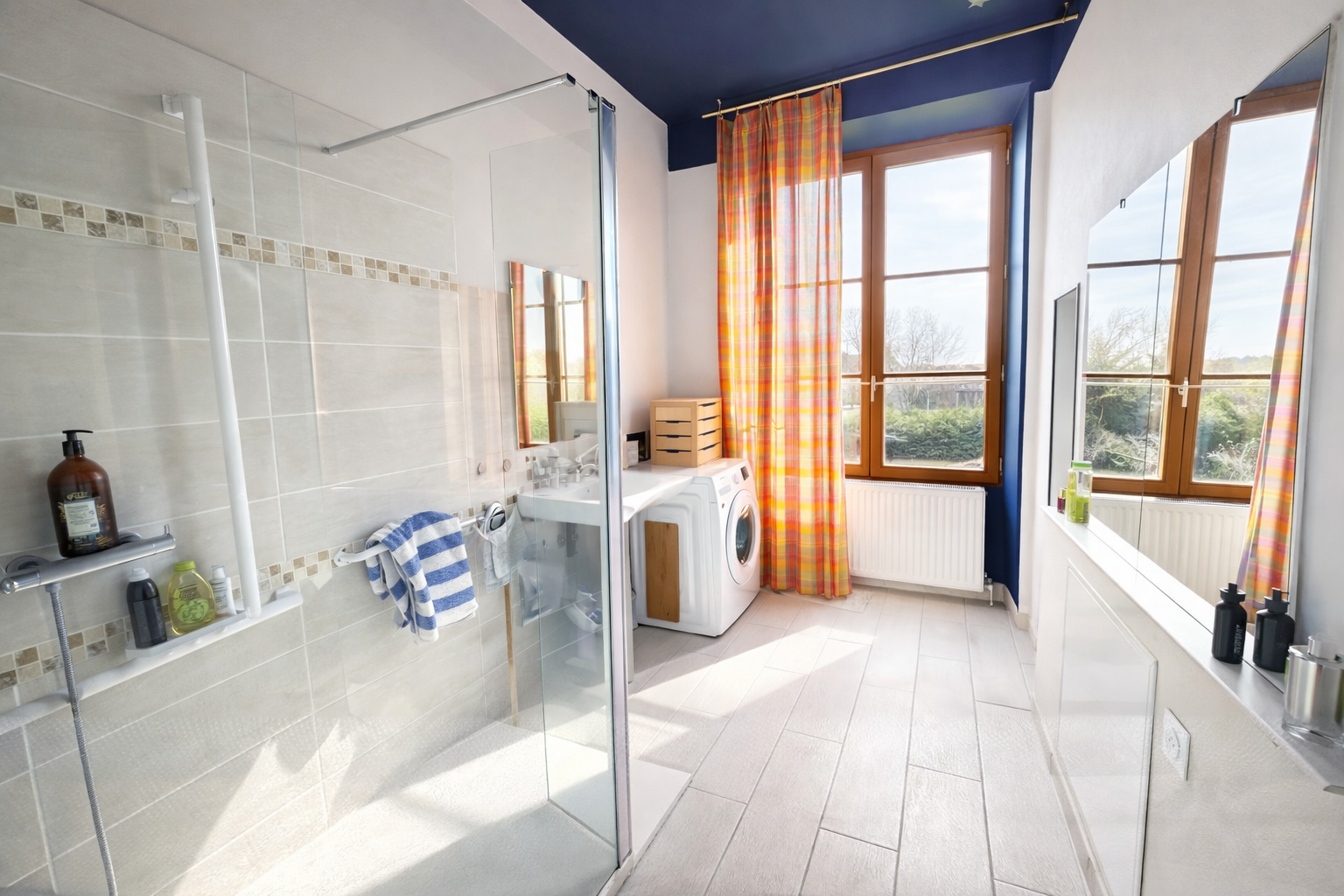 Proche Bourges – Propriété offrant 207 m² habitables dans son parc d&rsquo;1.5ha