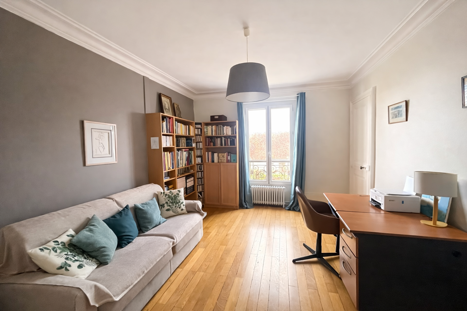 Bourges Cathédrale – Bel appartement T5 offrant 103.93m² Carrez