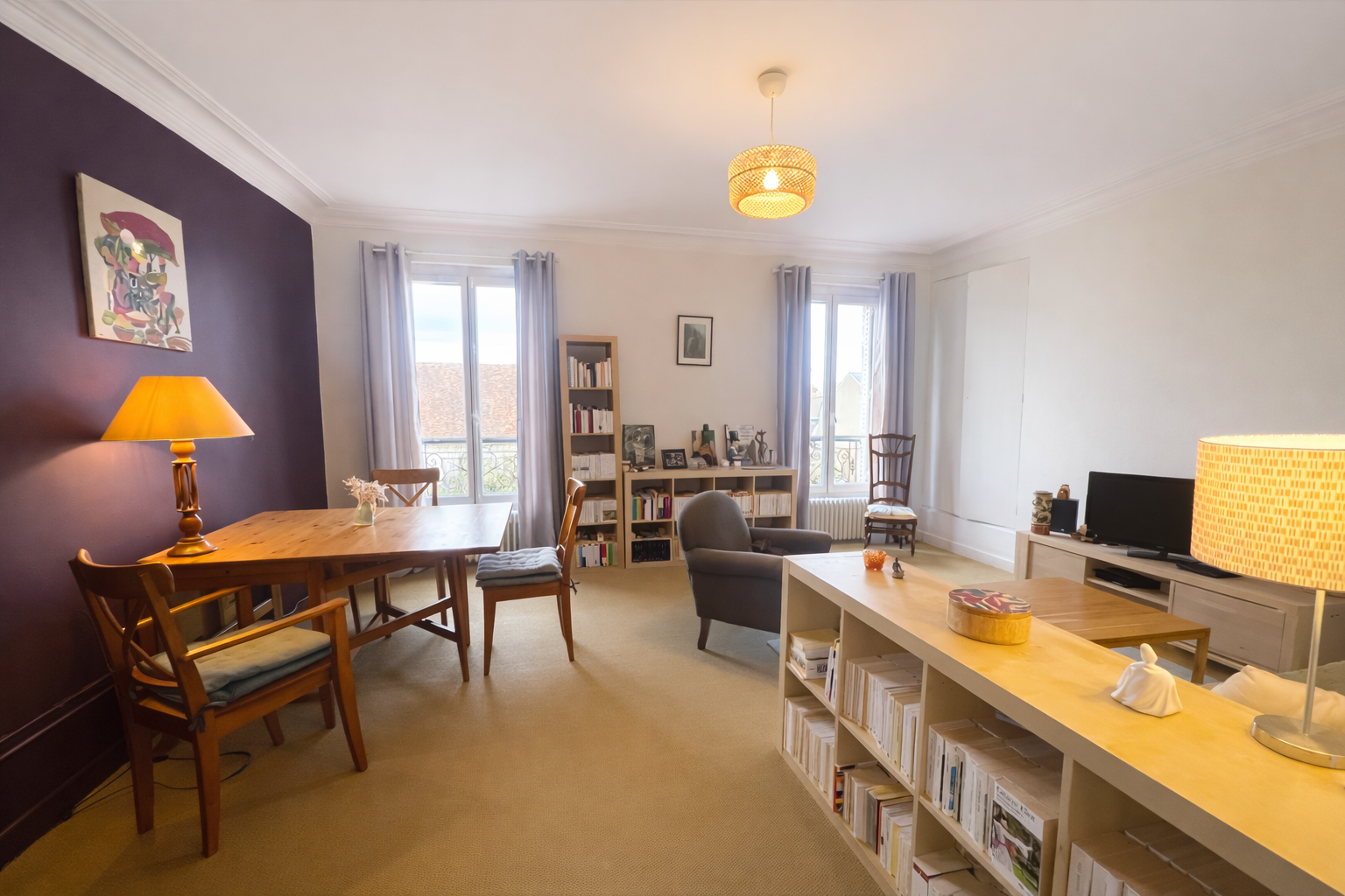 Bourges Cathédrale – Bel appartement T5 offrant 103.93m² Carrez - Image principale