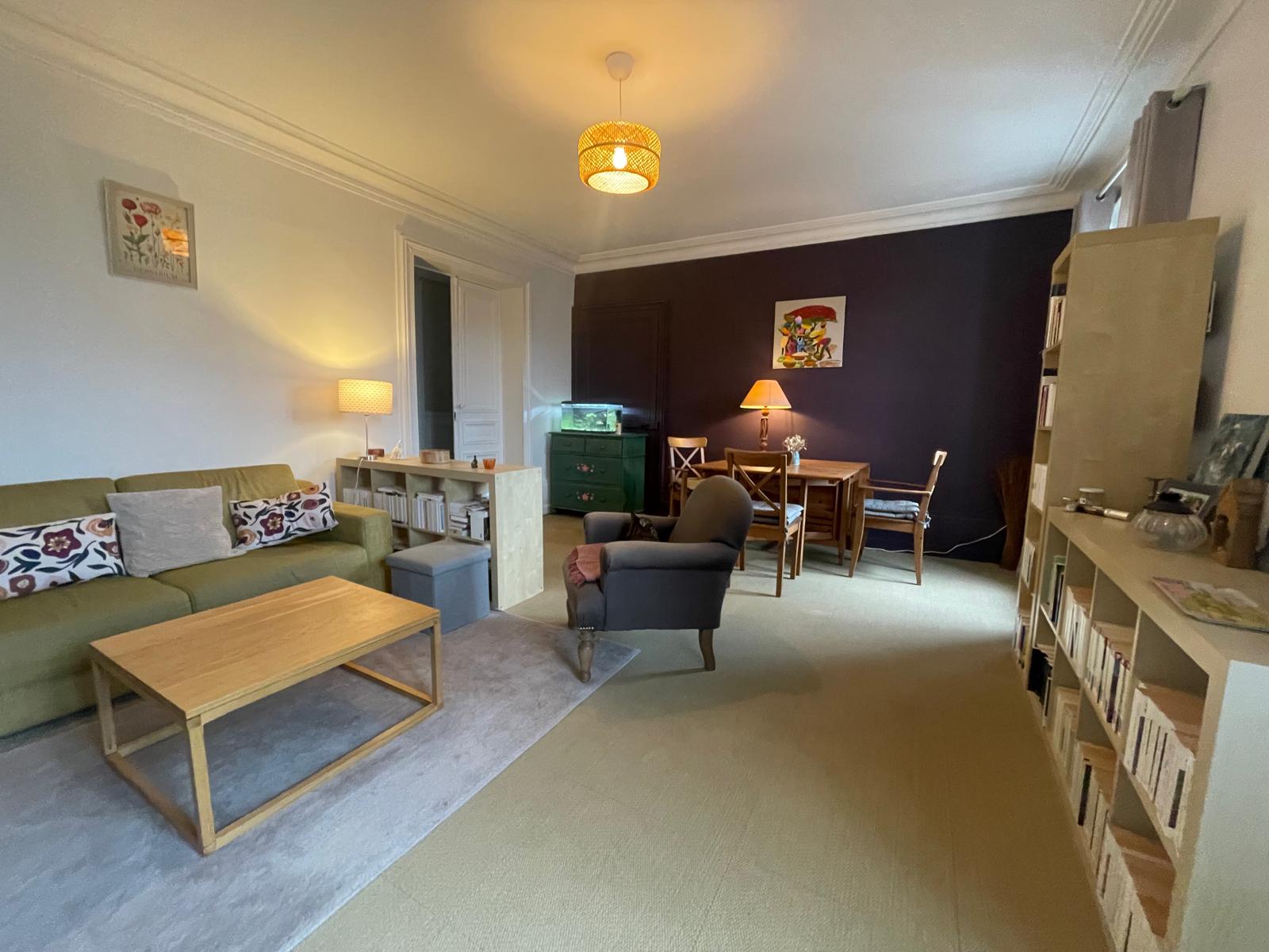 Bourges Cathédrale – Bel appartement T5 offrant 103.93m² Carrez