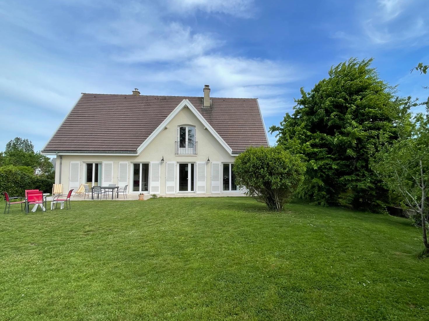 Saint-Doulchard – Belle maison de famille avec agréable jardin - Image principale
