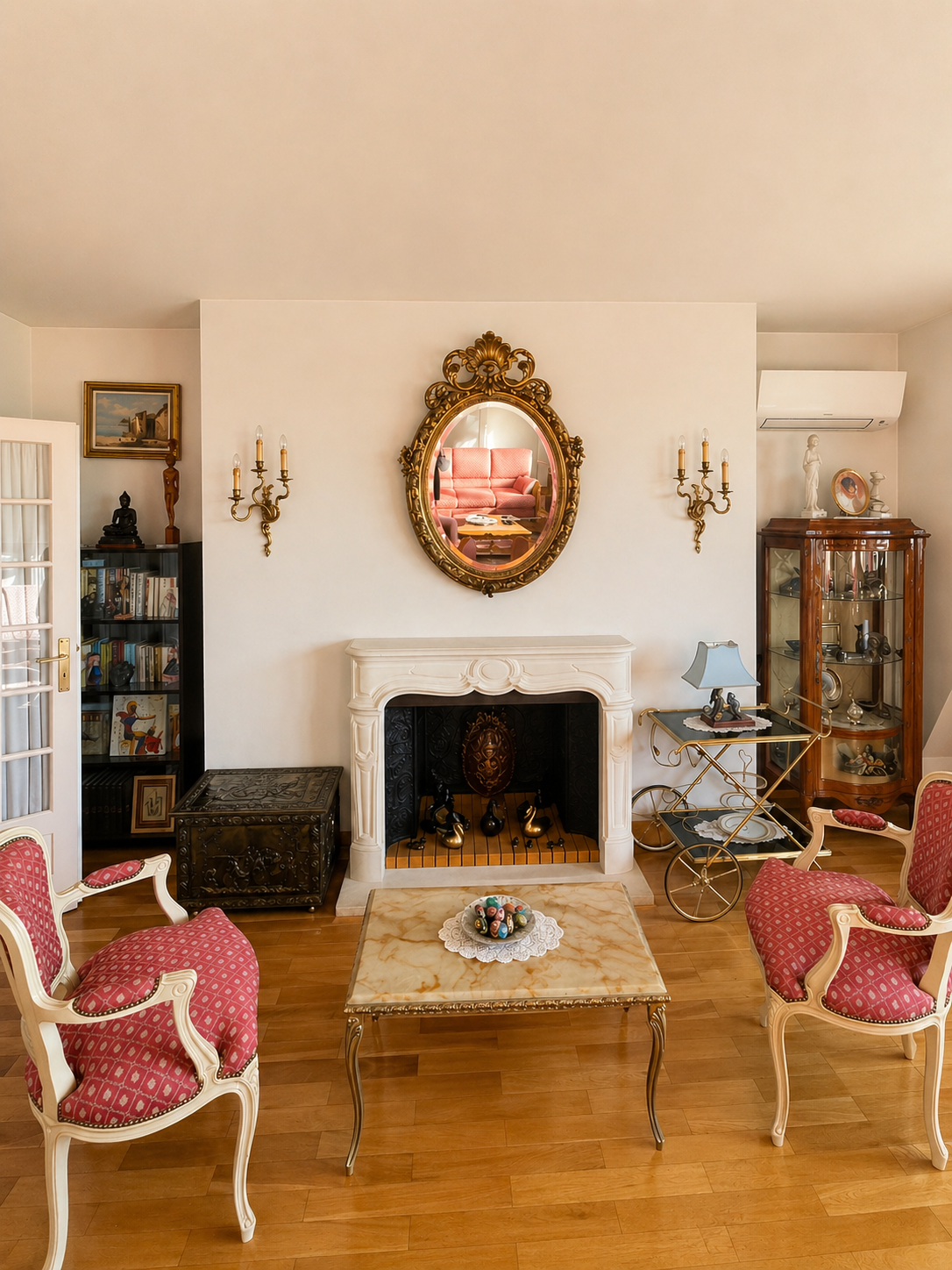 Magnifique appartement type 6 avec vue panoramique bénéficiant d&rsquo;un garage, situé dans le centre historique de Bourges
