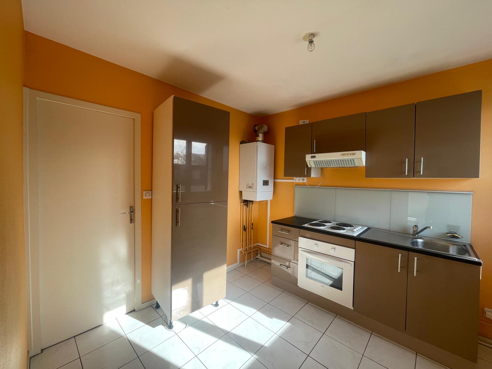 Bourges – Appartement T2 avec balcon et stationnement