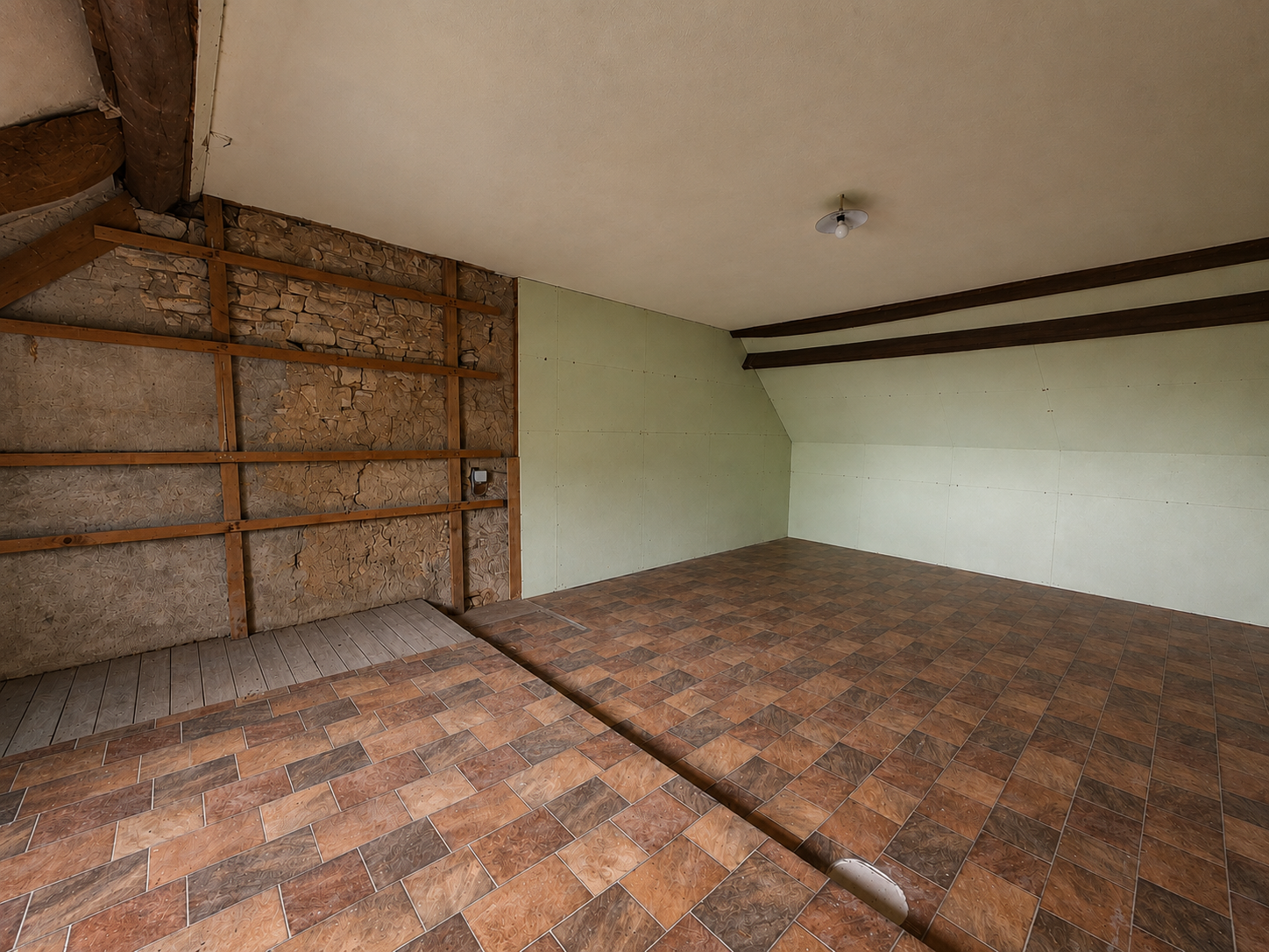 Dun-sur-Auron – Maison de village offrant env 270m² avec beau jardin