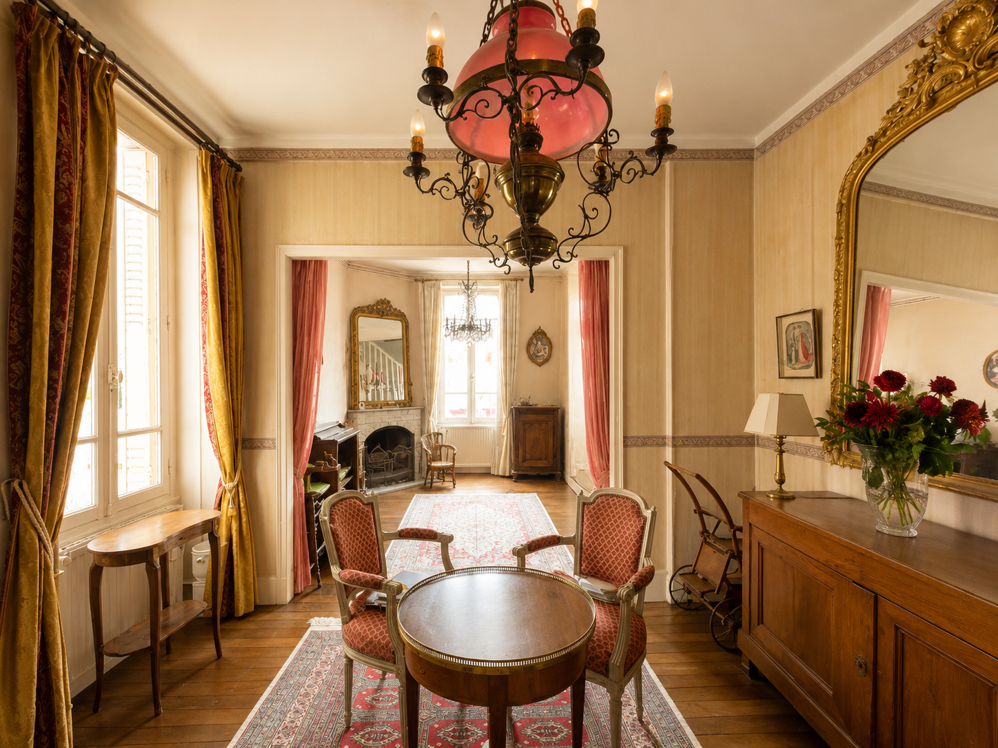 Jolie maison de ville de belle construction à rénover quartier Malus – Carnot