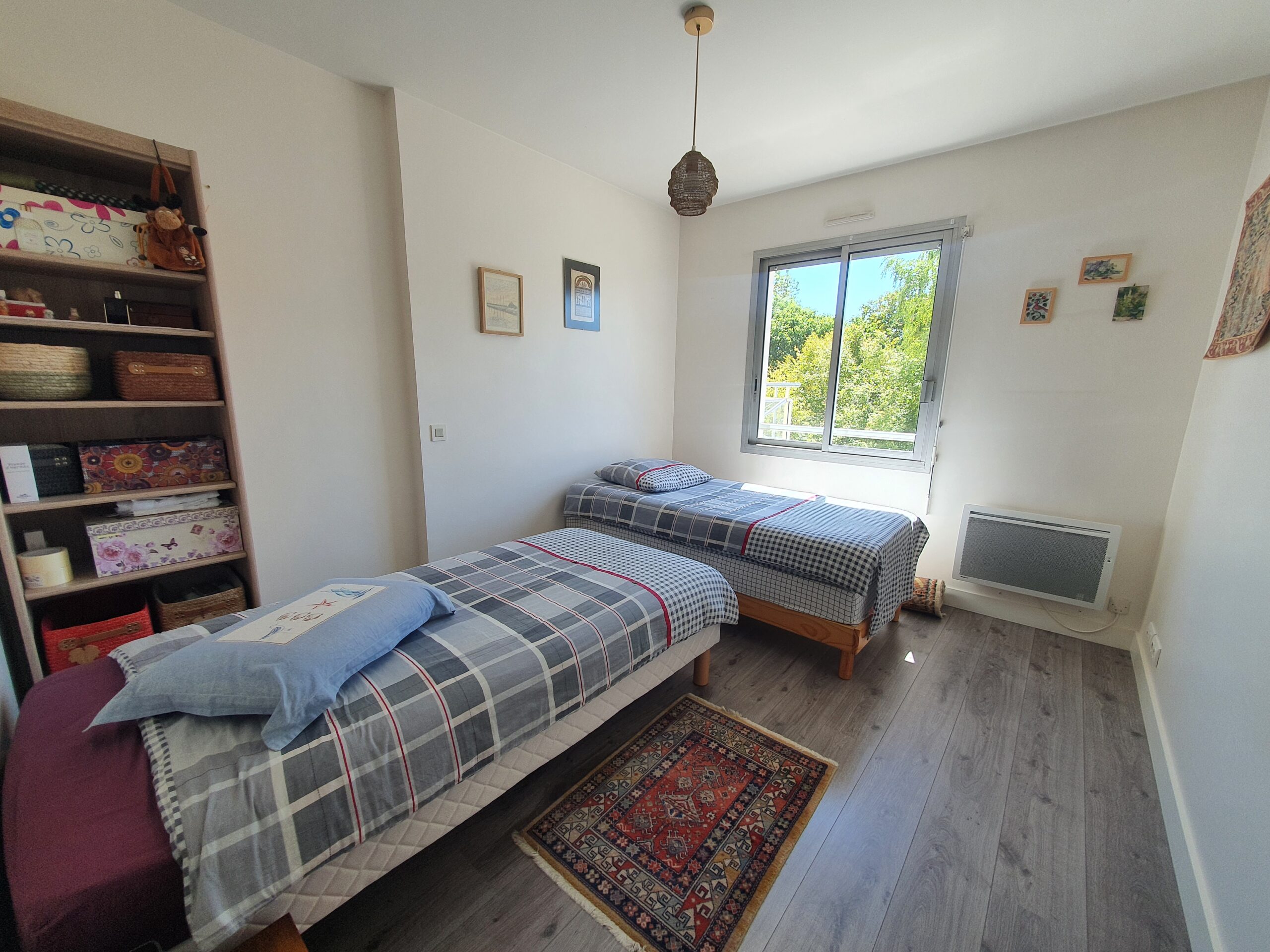 Baffier-Marronniers – Bel appartement rénové avec terrasse et stationnement privatif
