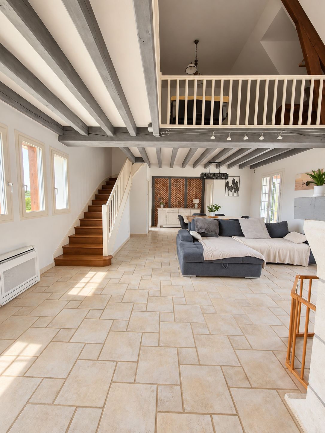 Proche Bourges – Maison de famille offrant 210m² avec piscine