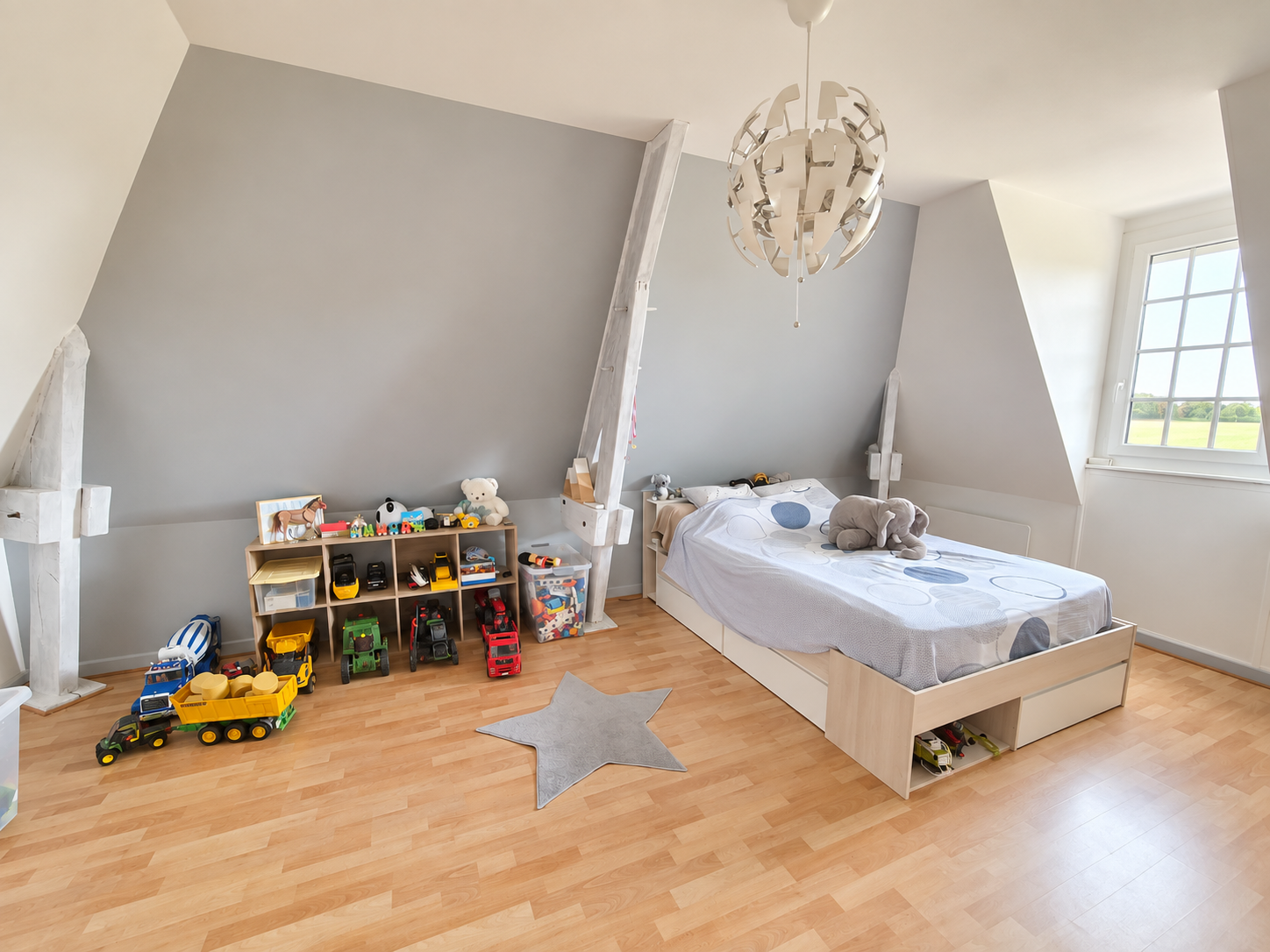 Proche Bourges – Maison de famille offrant 210m² avec piscine