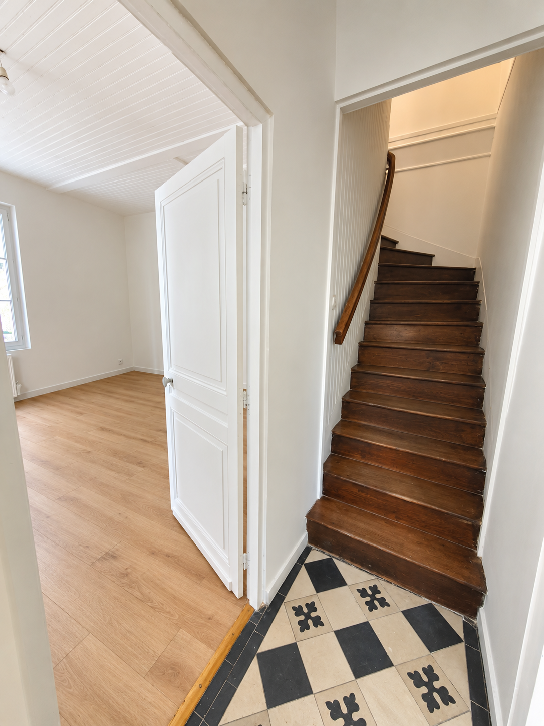 Bourges Centre – Maison de ville rénovée offrant 83m² habitables