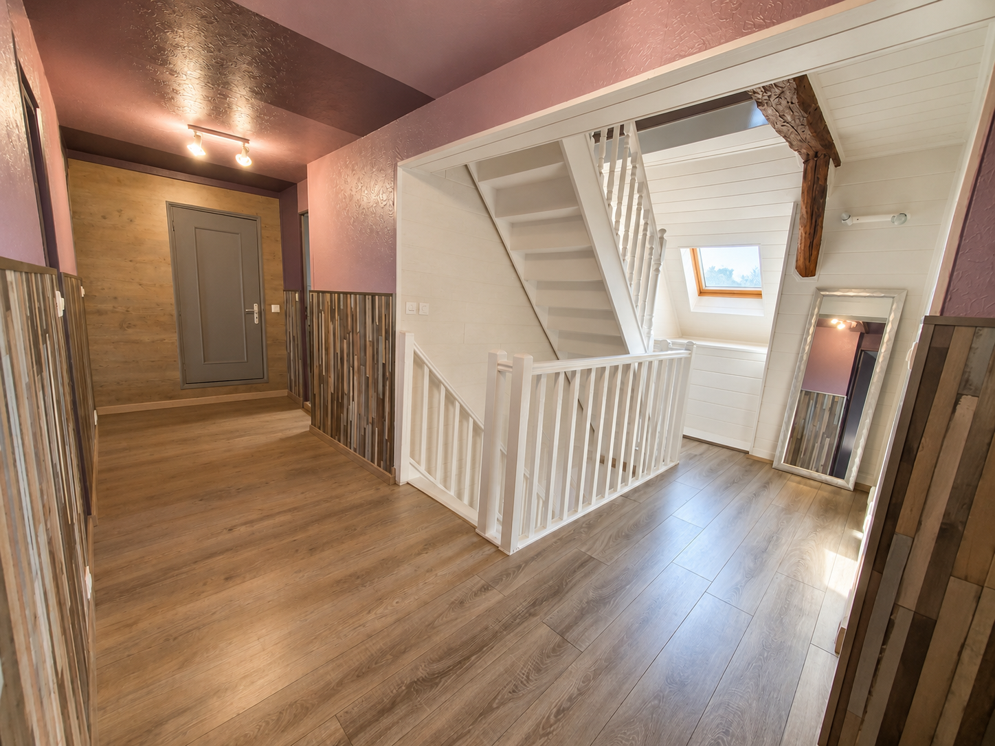 Maison de famille offrant de beaux volumes située au coeur du village